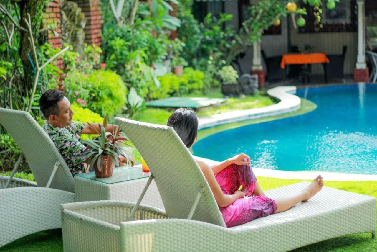 Sendok Hotel Mangsit Exteriör bild
